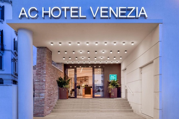 AC Hotel by Marriott Venezia image 3