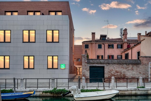 AC Hotel by Marriott Venezia image 5